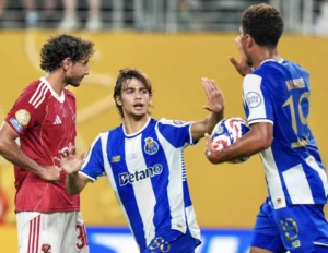 Porto 4 x 4 Al Ahly - Brasileiros marcam em jogo insano com eliminação dupla