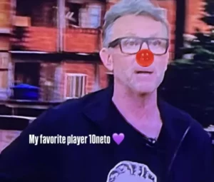 Troca de provocações entre Depay e Neto ganha novo capítulo com ironia nas redes sociais