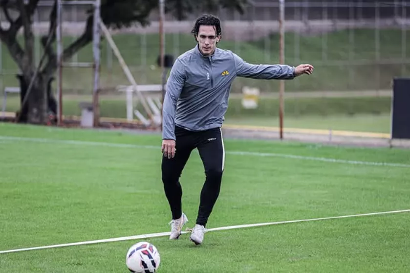 Criciúma anuncia o retorno de Nicolas, ex-Paysandu 3 Nicolas em treino do Criciúma - Foto: Divulgação