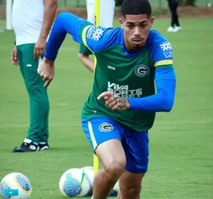 Goiás terá um desfalque e dois retornos contra o Athletic