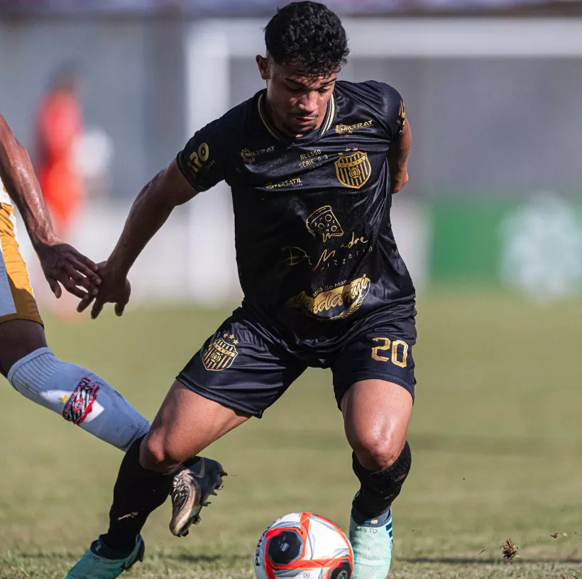 Botafogo-SP contrata lateral-direito para a Copa Paulista 2 Foto: Instagram @famiranda11
