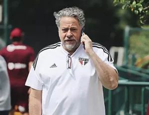São Paulo vai contratar 'como Palmeiras' e quer ser 'player mundial' em 2030
