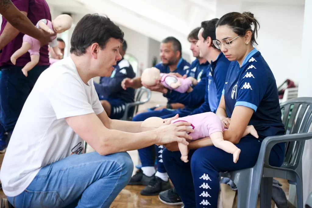 Guarani promove treinamento de e Básico para a base