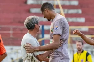 Segundona: Com chances de classificação, Manthiqueira 