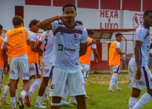 Falcon finaliza preparação para final e artilheiro confia em mais um título do Sub-20