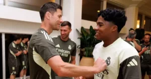 Endrick se junta ao grupo do Real Madrid nos EUA antes do duelo com a Juventus pelo Mundial