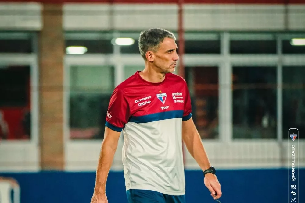 Vojvoda retorna ao comando do Fortaleza e diz estar 'bem e forte' (Foto: Mateus Lotif/FEC)