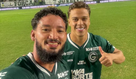 Goias mantem lideranca em dia de quebra de tabu