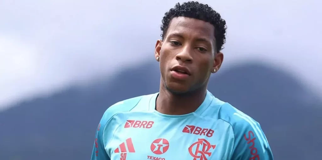 Flamengo garante retorno de Plata após polêmica com Equador