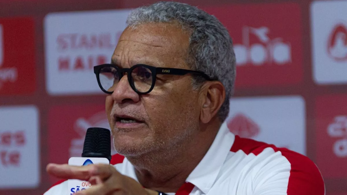 Técnico do Náutico destaca união e crescimento do time (Foto: Gabriel França/CNC)