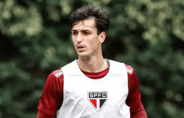 Juan Dinenno é regularizado e reforça São Paulo contra o Vasco