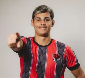 Lateral-direito confia na classificação do Tupã na Segundona