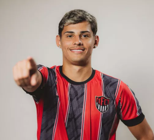 Lateral-direito confia na classificação do Tupã na Segundona