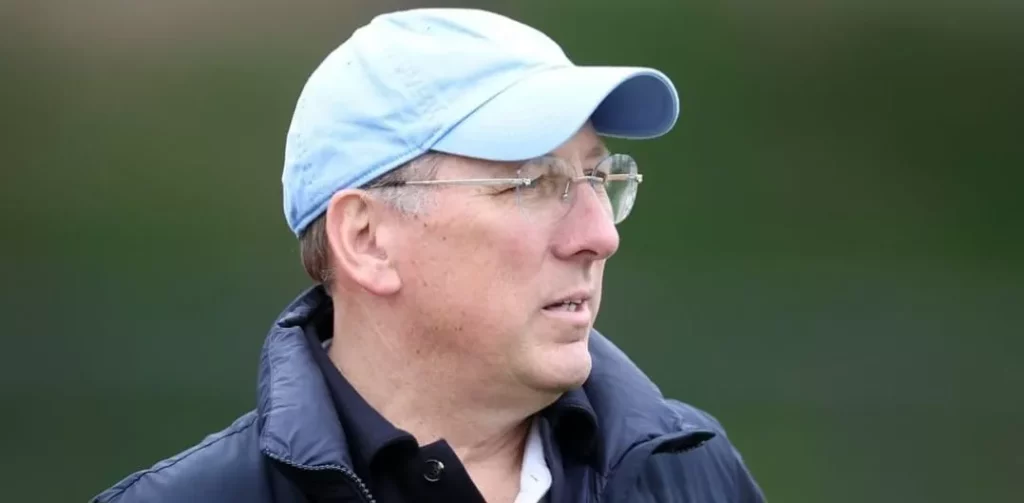 John Textor renuncia ao Lyon e planeja focar no Botafogo 