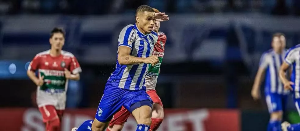 Série B: Jonathan Costa será titular no Avaí