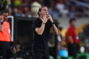 Filipe Luis elogia Bayern: 'Vamos enfrentar um dominador da elite da Europa'