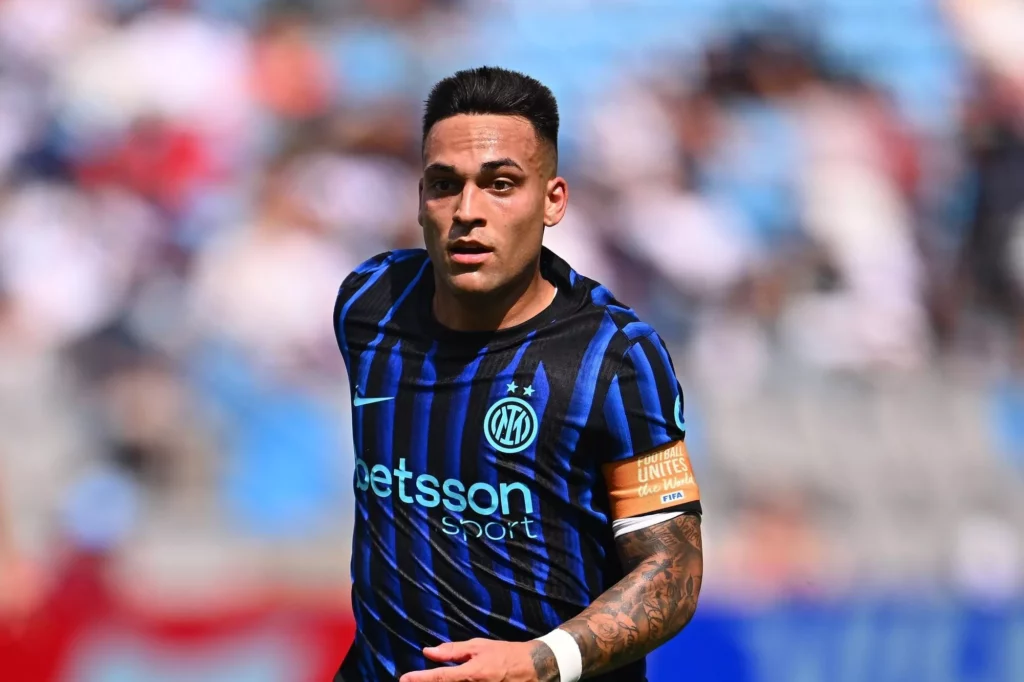 Lautaro após queda da Inter: 'Quem não quiser ficar, que vá embora' 2 Lautaro após queda da Inter: 'Quem não quiser ficar, que vá embora' (Foto: Divulgação)
