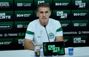 Técnico do Goiás, Mancini destaca amadurecimento na Série B