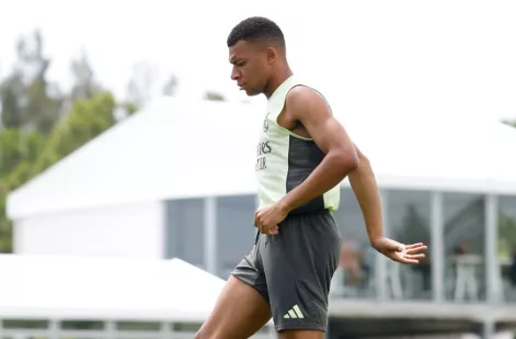 Mbappe esta de volta ao Real Madrid