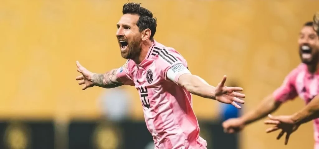 Messi detalha relação com Cristiano Ronaldo: 'Muito respeito e admiração'