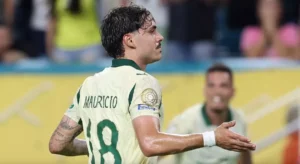 Maurício exalta identidade vencedora do Palmeiras:'Na raça'