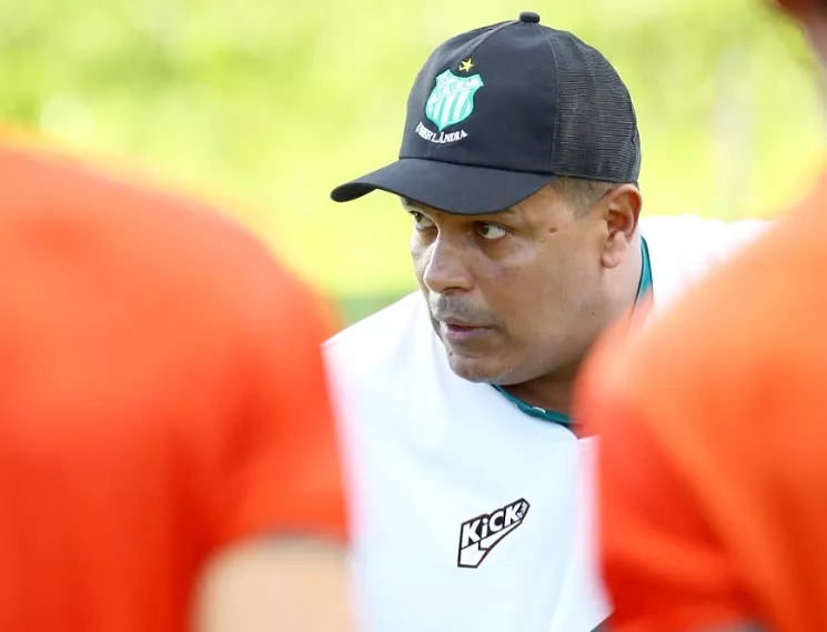 Alexandre Lopes Uberlândia