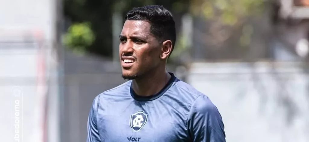Vasco monitora a situação de Pedro Rocha, do Remo 
