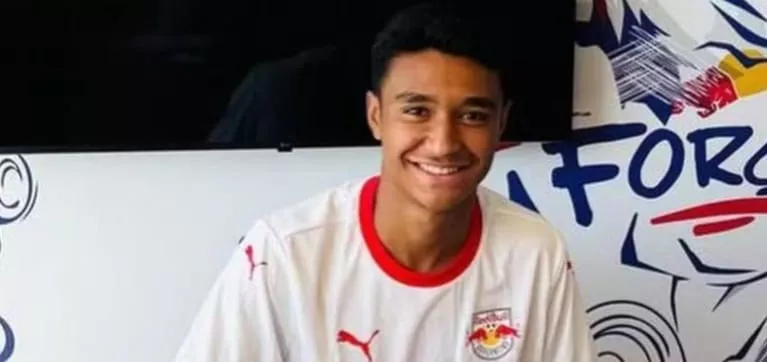 Pedro Severino, do Bragantino, recebe alta após 98 dias internado