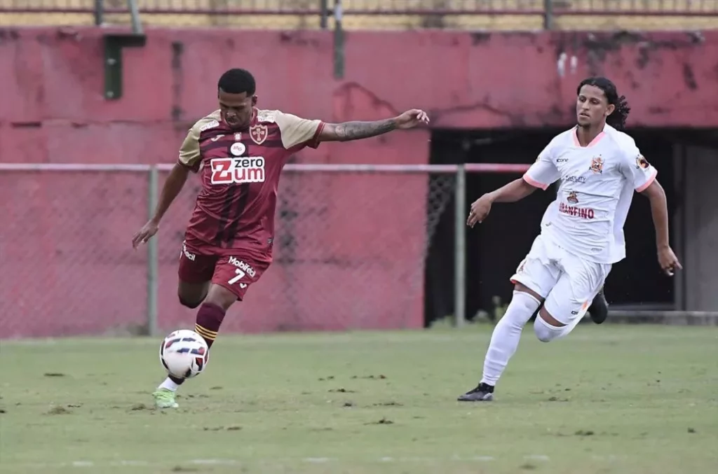 Portuguesa 1 x 0 Nova Iguaçu-RJ - Lusa abre vantagem em jogo quente