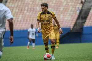 Em busca do acesso, Náutico reforça elenco com o lateral Raimar