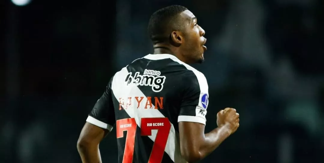 Vasco monta operação para ter Rayan contra o São Paulo