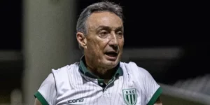 Altos-PI fecha a contratação do técnico Roberto Fonseca