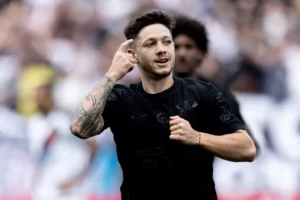 Flamengo observa situação de Rodrigo Garro, do Corinthians