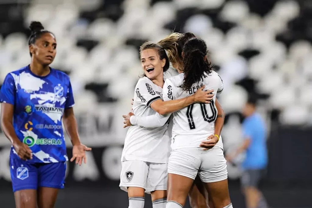 BRASILEIRO FEMININO A2 - Taubaté perde para o Botafogo fora de casa (Foto: Arthur Barreto/ BFR)