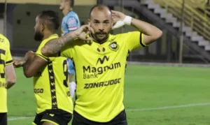 São Bernardo volta a vencer após três rodadas e segura vaga no G-8 da Série C