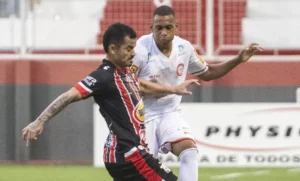 Vitória segue engasgada e técnico do Anápolis lamenta novo empate: 