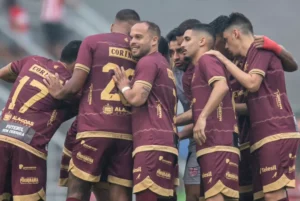 CRB 2 x 0 Goiás - Galo breca líder e segue invicto em casa na Série B
