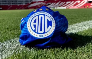 Série C: Confiança publica edital para venda de 90% da SAF