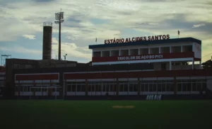 Fortaleza se reapresenta com saídas e reforço para o Brasileirão