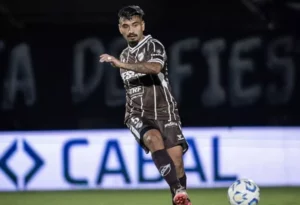 Fortaleza mira volante Herrera e negocia reforço para 2025