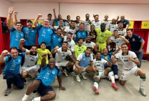 Guarani explora falhas defensivas do Retrô para sair da zona de rebaixamento