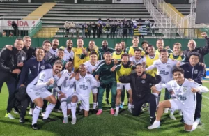 SÉRIE B: Goiás retoma liderança e Novorizontino tropeça