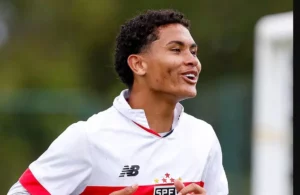 São Paulo vende joia de 16 anos ao Strasbourg, da França, por R$ 32 milhões