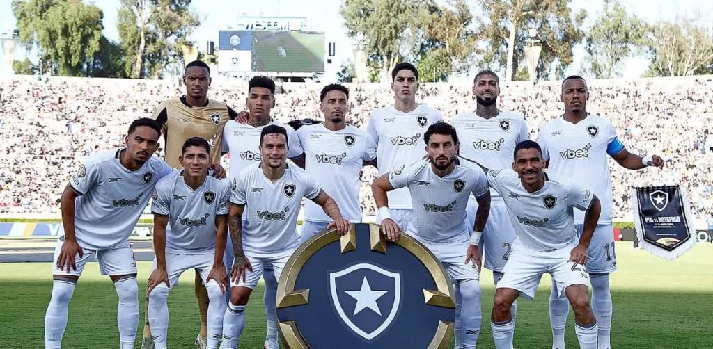 Botafogo busca manter invencibilidade contra o Palmeiras