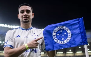 Cerro Porteño oficializa empréstimo de Fabrizio Peralta, do Cruzeiro