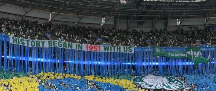 Torcedores do Palmeiras fazem grande festa antes de viagem para o Mundial