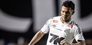 Santos encerra empréstimo de Veron após indisciplina e devolve ao Porto