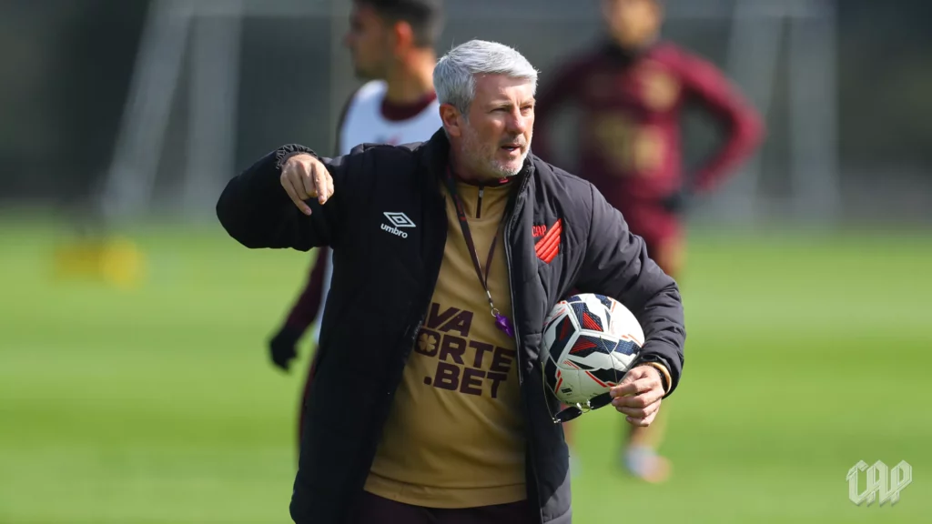 Athletico-PR enfrenta dificuldades para contratar reforços 3 Odair Helmann - Foto: José Tramontin / Athletico