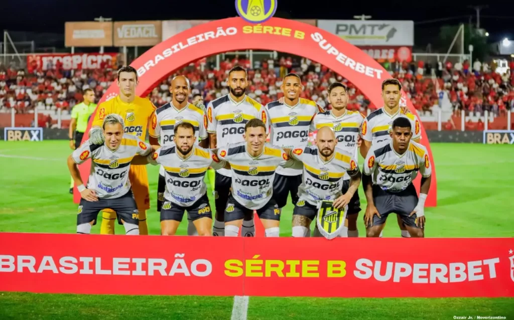 Série B: Novorizontino vence a terceira seguida e Louzer celebra vaga no G4 2 Tecnico do Novorizontino celebra vitoria sobre o Vila Nova 1