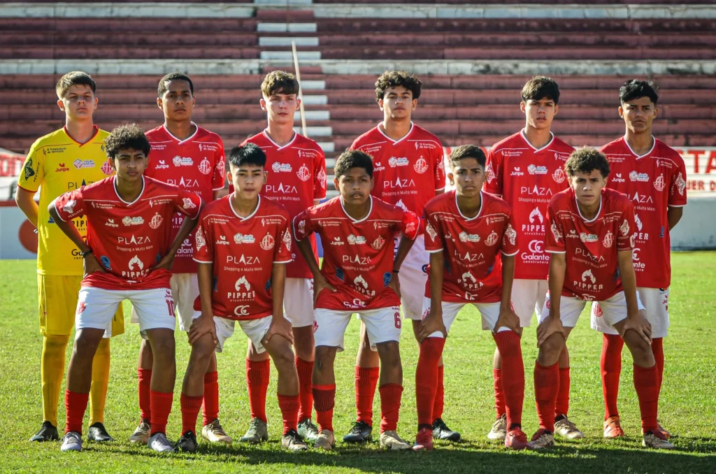 América faz bonito nas três categorias de base 2 Vermelhinho